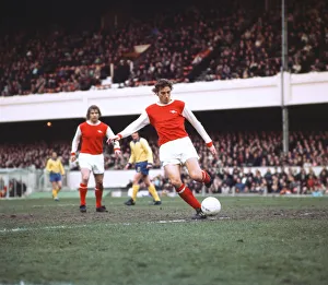 00407 Prints: English League Division One match at Highbury Arsenal 1 v Southampton 0