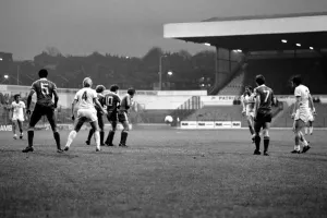 00211 Prints: English League Division Two match. Leeds United 1 v Charlton Athletic 2