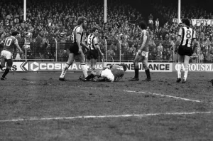 English League Division One match. Notts County 1 v Manchester United 3