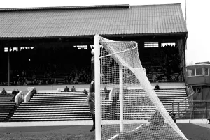 English League Division Two match. Sheffield Wednesday 1 v Charlton Athletic 1