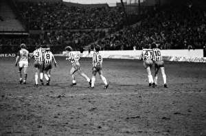 English League Division Two match. Sheffield Wednesday 3 v Luton Town 3