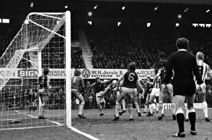 00213 Prints: English League Division One match. Stoke City 2 v West Ham United 1