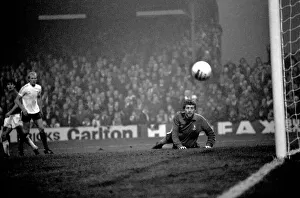 English League Division One match. Tottenham Hotspur 1 v West Bromwich Albion 2