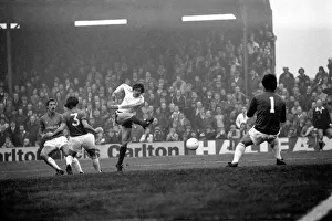 English League Division One match. Tottenham Hotspur 1 v West Bromwich Albion 2