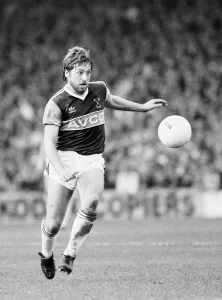 English League Division One match. West Ham United 0 v Everton 1