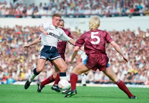 English League Division One match at White Hart Lane Tottenham Hostpur 3 v
