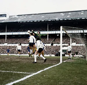 English League Division One match at White Hart Lane Tottenham Hotspur 2 v Chelsea