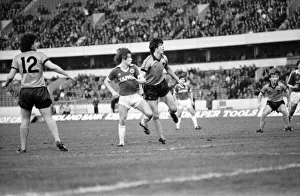 English League Division One match. Wolverhampton Wanderers 0 v Everton 3