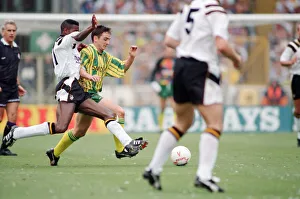 00428 Prints: English League Division Two Play Off Final at Wembley Stadium
