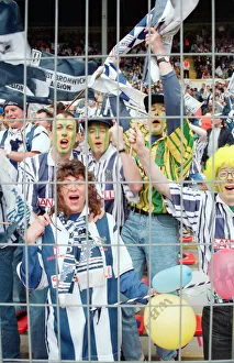 00428 Prints: English League Division Two Play Off Final at Wembley Stadium