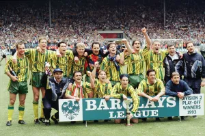 00428 Prints: English League Division Two Play Off Final at Wembley Stadium