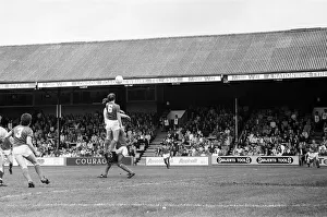 Elm Park Prints: English League Division Two Reading 2 -2 Portsmouth match held at Elm Park