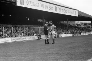 00935 Prints: English League Division Two Reading 2 -2 Portsmouth match held at Elm Park