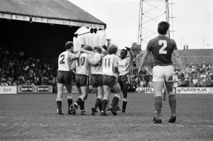 00935 Prints: English League Division Two Reading 2 -2 Portsmouth match held at Elm Park
