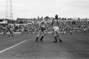 00935 Prints: English League Division Two Reading 2 -2 Portsmouth match held at Elm Park