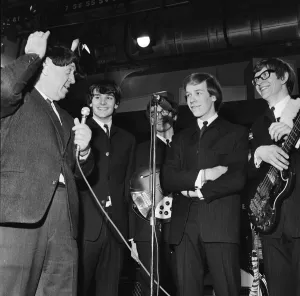 01020 Prints: English pop group The Zombies appear on the television programme Ready Steady Go