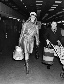 00032 Prints: Entertainment. Film. Actress Vanessa Redgrave left Heathrow Airport to fly to Madrid to