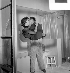 Entertainment Films: Gloria Grahame and John Ireland in a scene from the film