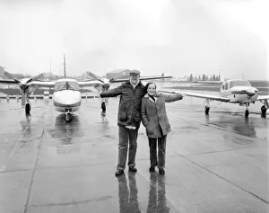 Flying Prints: Entertainment: Music: Singer Roger Whittaker and his wife Natalie