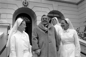 Entertainment Television: Actor Patrick Wymark victor in many a boardroom battle as Sir