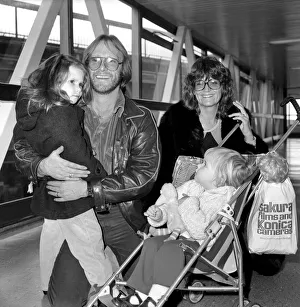 Entertainment: Television: Minder'TV actor Denis Waterman with his wife Pat