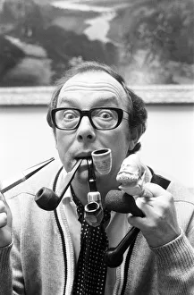 Eric Morecambe, Pipe man of the Year, as judged by Tobacco & the rian Pipe Trade
