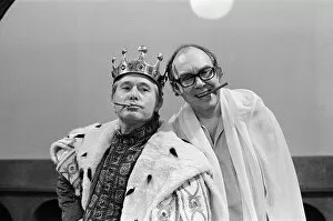 00870 Collection: Ernie Wise (left) and Eric Morecambe (right) in The Morecambe