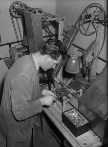 01186 Prints: Esterbrook Pen Factory 21st November 1967 Nib production at the Esterbrook Pen