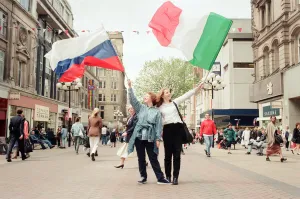 Italian Prints: Euro 96 Flags, Church Street, Liverpool City Centre, 9th June 1996