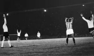 01118 Prints: European Cup Second Round First Leg match at the Marakana Stadium, Belgrade, Yugoslavia