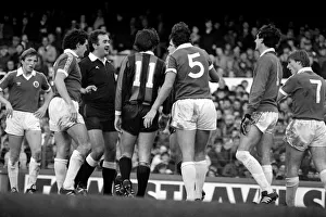 Everton 0 v Manchester City 1. Division 1 Football October 1981 MF04-11-048