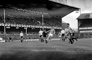Everton 2 v. Ipswich 1. October 1981 MF03-23-021 Local Caption Division 1