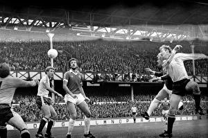 Everton 2 v. Ipswich 1. October 1981 MF03-23-054 Local Caption Division 1