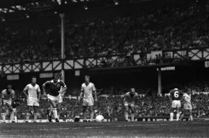Everton 3 v. Birmingham City 1. August 1981 MF03-06-023