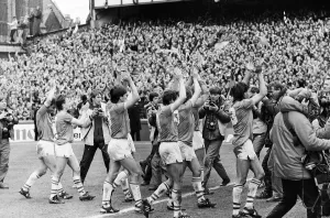 01046 Prints: Everton clinched the league title for the eighth time in their history with a 2-0 win
