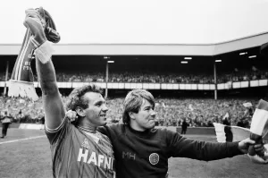 01046 Prints: Everton clinched the league title for the eighth time in their history with a 2-0 win