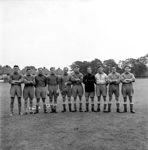 Everton Football team trainingLeft to right: Maurice woods