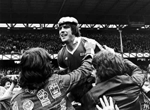 00350 Prints: Everton forward Bob Latchford mobbed by jubilant fans after scoring his 30th goal of