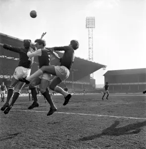 Everton v. Arsenal: Alan Whittle scores the 1st of Everton