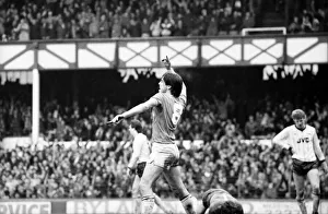 00234 Prints: Everton v. Arsenal. March 1985 MF20-13-030 The final score was a two nil victory to