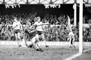 Everton v. Arsenal. March 1985 MF20-13-036 The final score was a two nil victory to