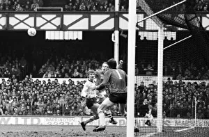 Everton v. Arsenal. March 1985 MF20-13-042 The final score was a two nil victory