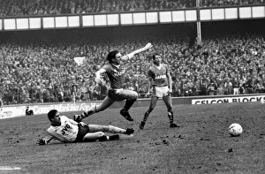 Everton v. Arsenal. March 1985 MF20-13-043 The final score was a two nil victory