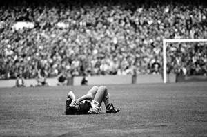 Everton v. Aston Villa. October 1984 MF18-01-028 The final score was a two one
