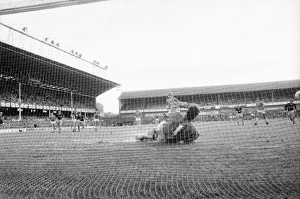 Penalty Prints: Everton v. Aston Villa. October 1984 MF18-01-044 The final score was a two one