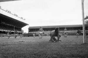 Penalty Prints: Everton v. Aston Villa. October 1984 MF18-01-045 The final score was a two one victory