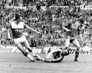 Keeper Prints: Everton V Liverpool F. A. Cup Final 1985 / 86 Season. Gary Lineker beating Bruce