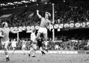 Everton v. Notts County. February 1984 MF14-01 The final score was a four one victory to