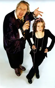 Ewan MacLeod and Mari Steven television presenters Chartbite Chart Bite pop music