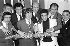 Belt Prints: Ex-Featherweight World Champs: Ex-World Featherweight World Champion, now retired